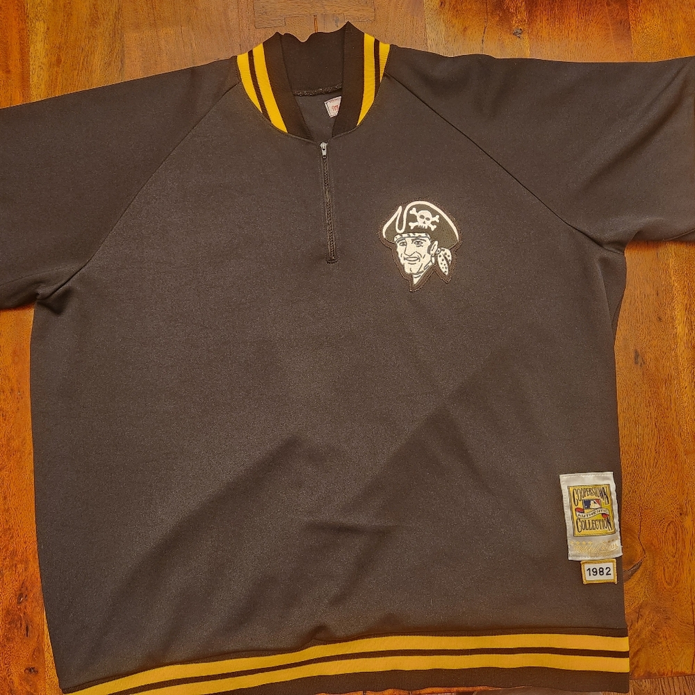 Mitchell & Ness Cooperstown Collection 1982 Pittsburgh Pirate Jersey